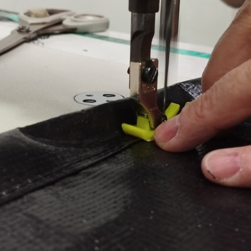 fabrica de capas para quiosques, empilhadeira maquinas